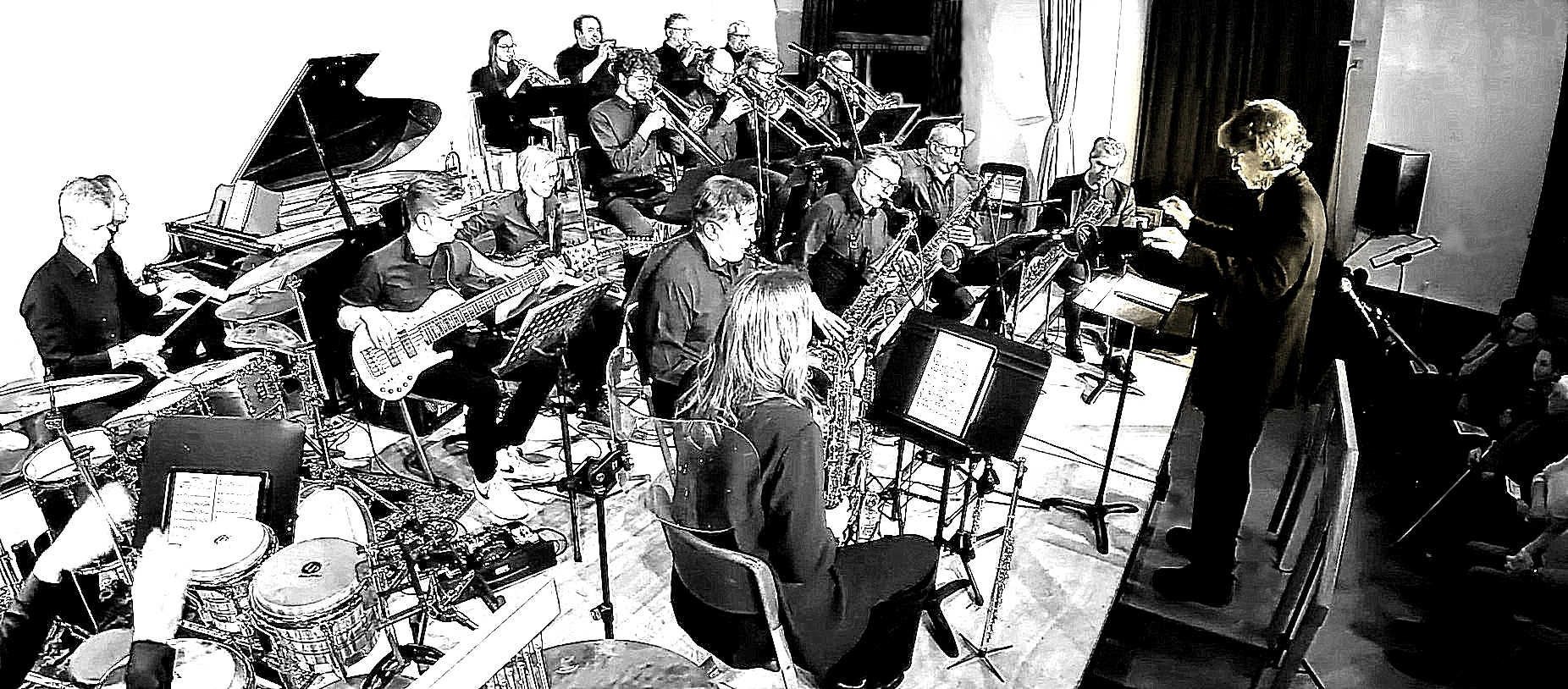 Johannes Friebe als Bigband-Leiter